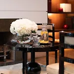 Hotel Grand Champs-elysees 5*