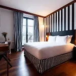 Radisson Blu Champs-elysées, Hotel Parigi