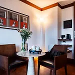 Hotel Radisson Blu Champs-elysées, Parigi