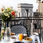 Radisson Blu Champs-elysées, 5*
