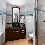 Radisson Blu Champs-elysées, Hotel Parigi
