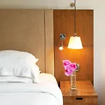 Radisson Blu Champs-elysées, Parigi