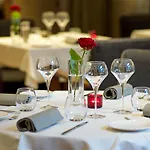 Hotel Grand Champs-elysees 5*