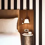 Radisson Blu Champs-elysées, Hotel 5*