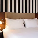Radisson Blu Champs-elysées, Hotel
