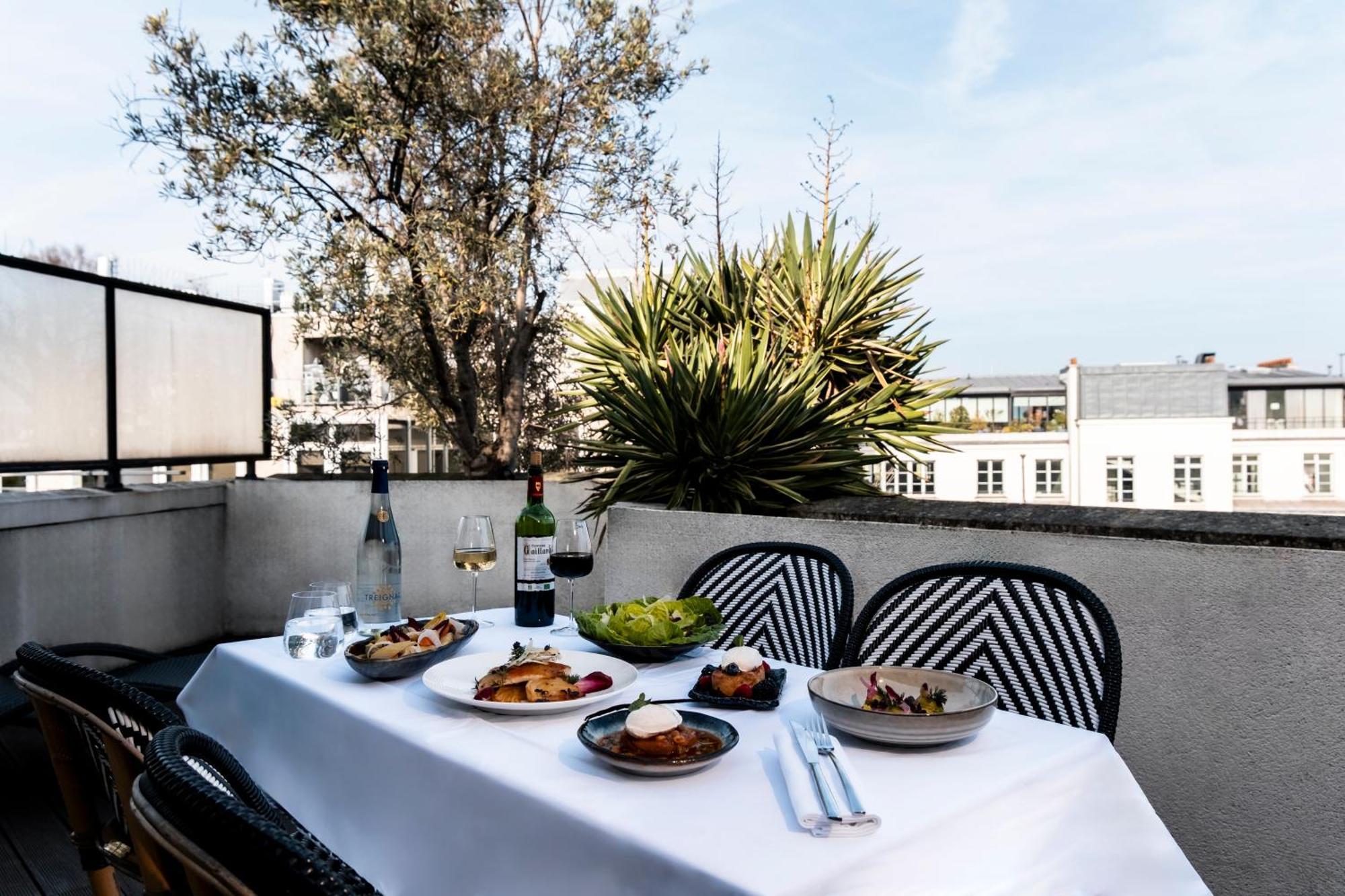 Hotel Grand Champs-elysees