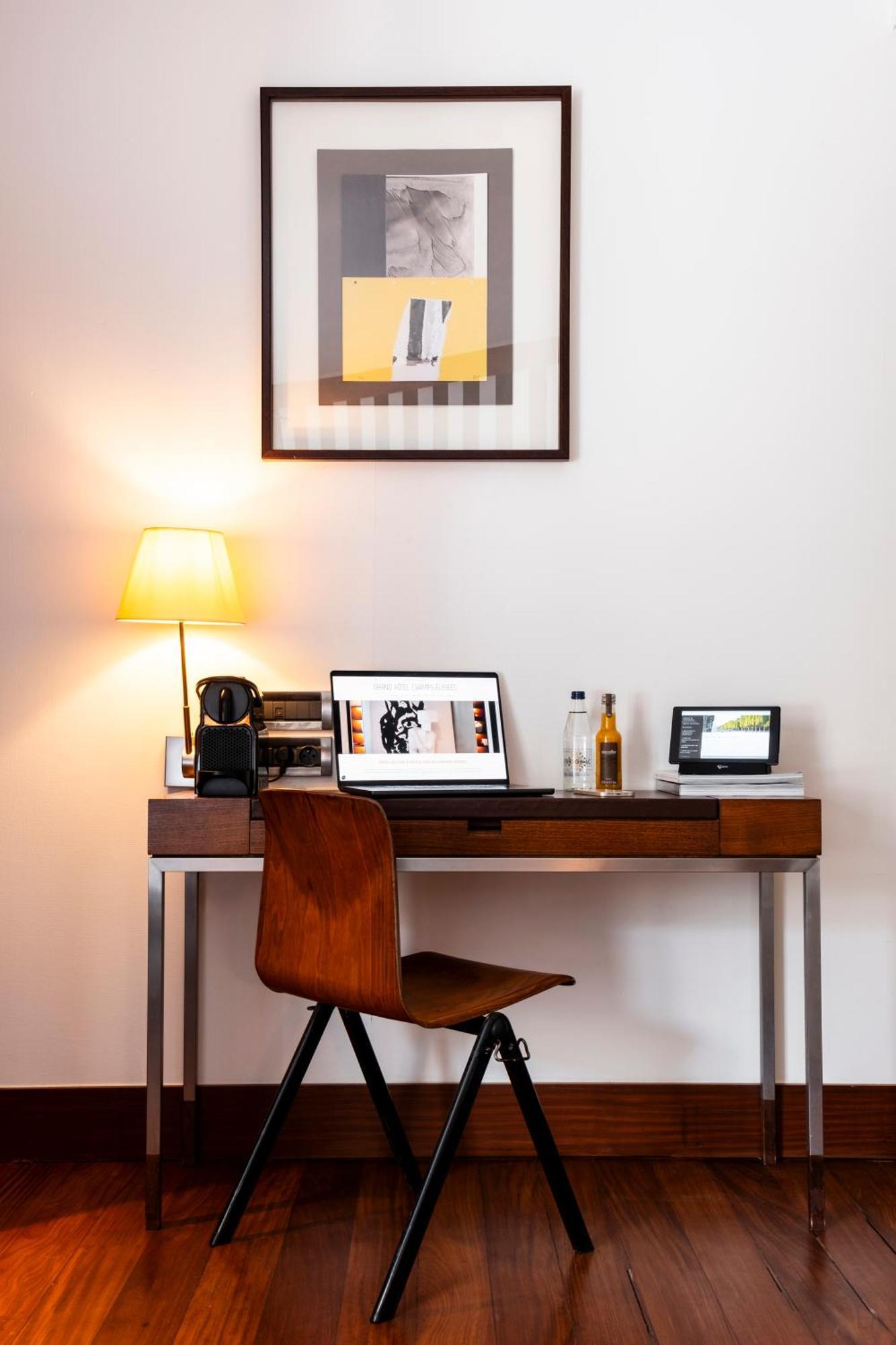 Radisson Blu Champs-elysées, Hotel