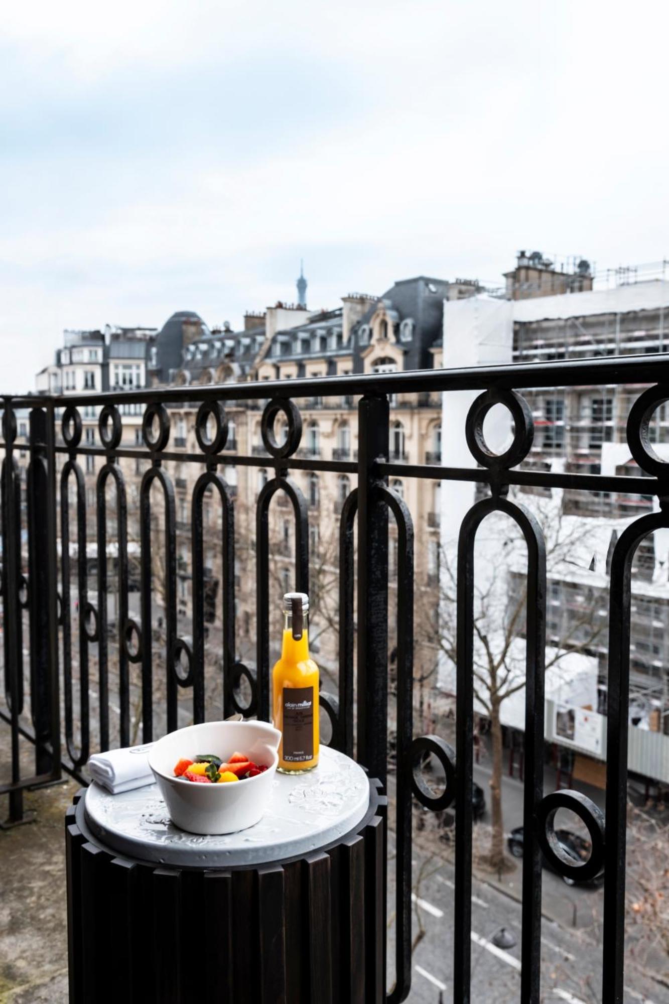 Hotel Radisson Blu Champs-elysées,