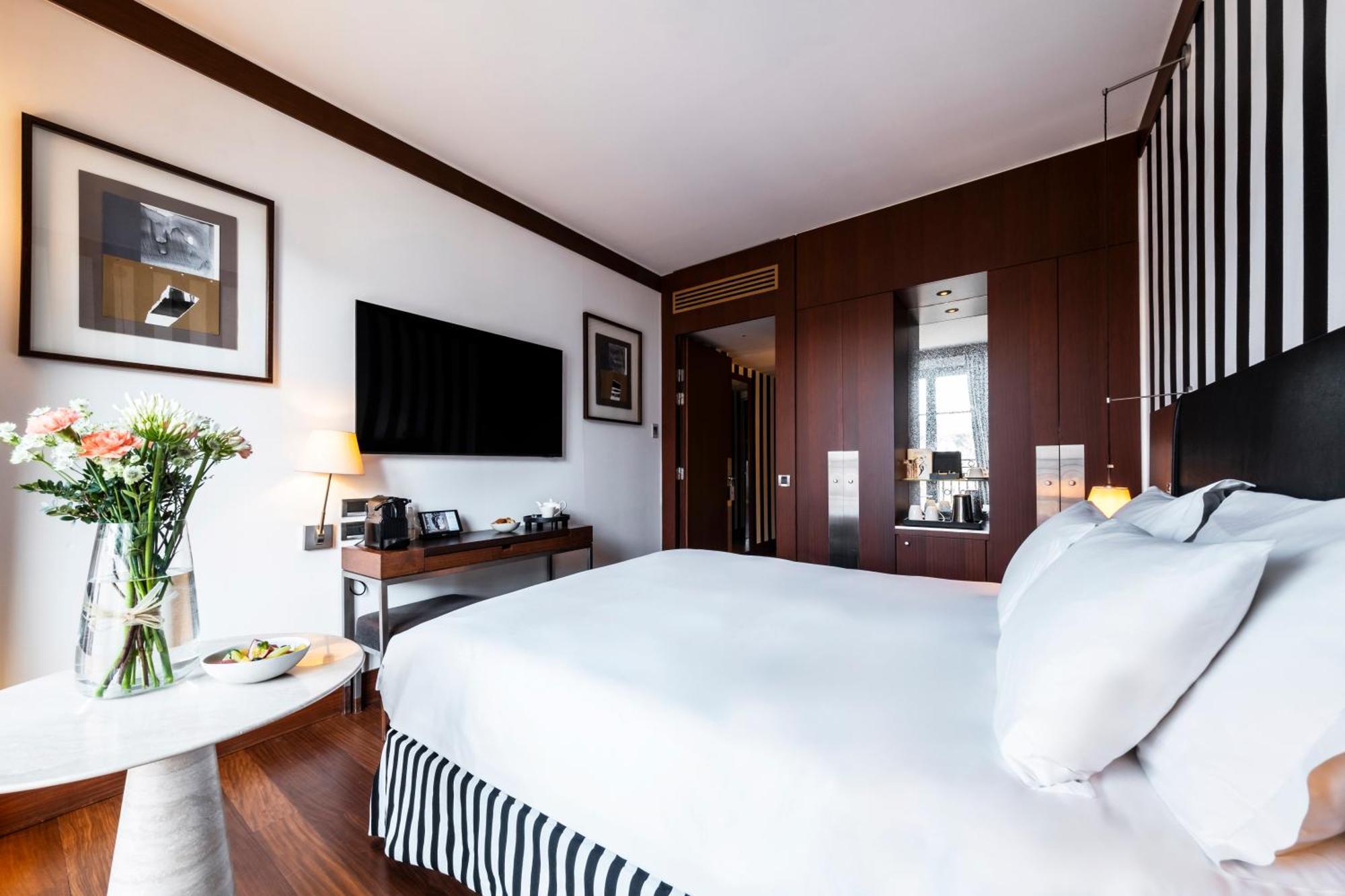 Radisson Blu Champs-elysées, 5* Parigi