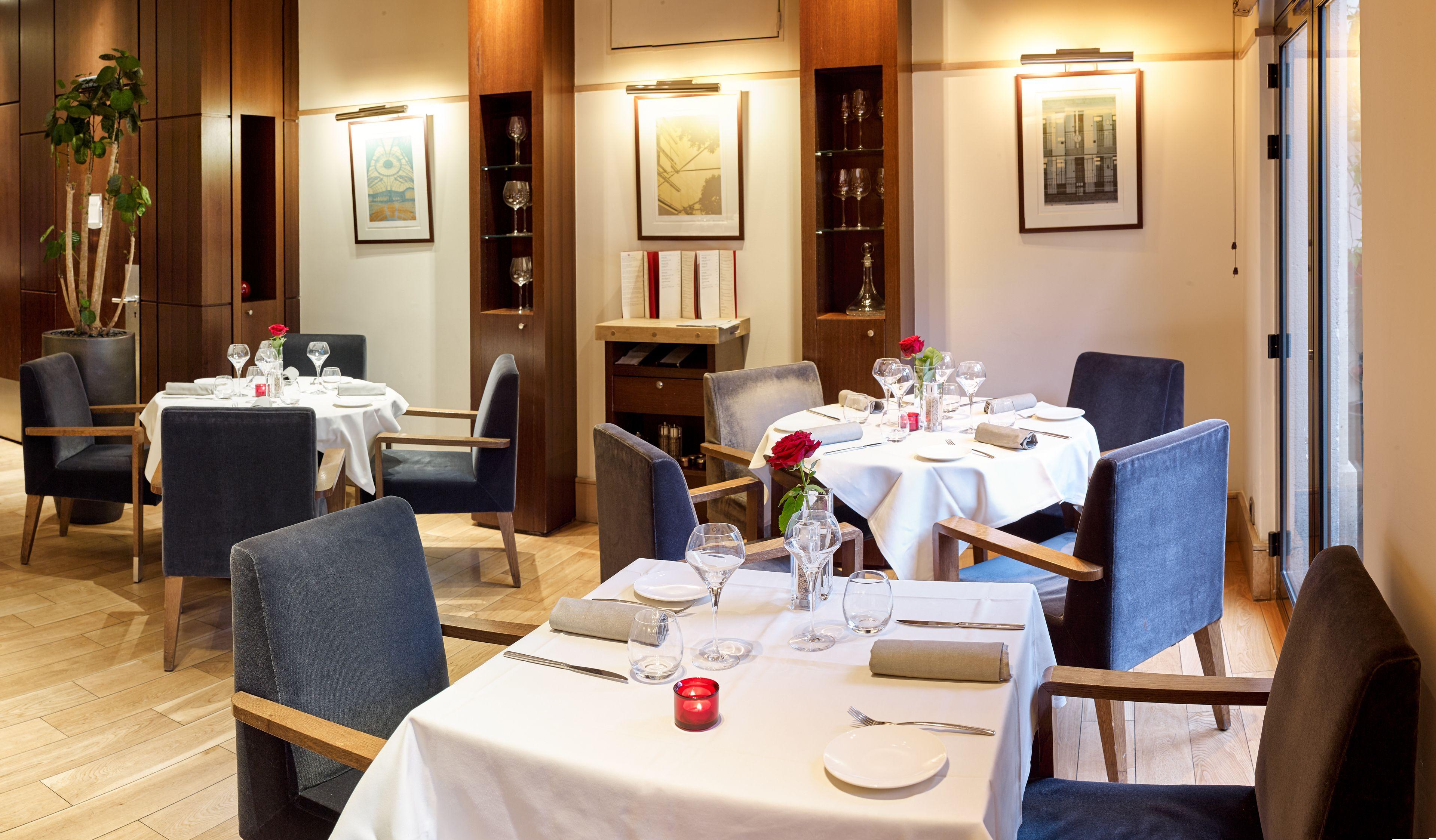 Radisson Blu Champs-elysées, 5*