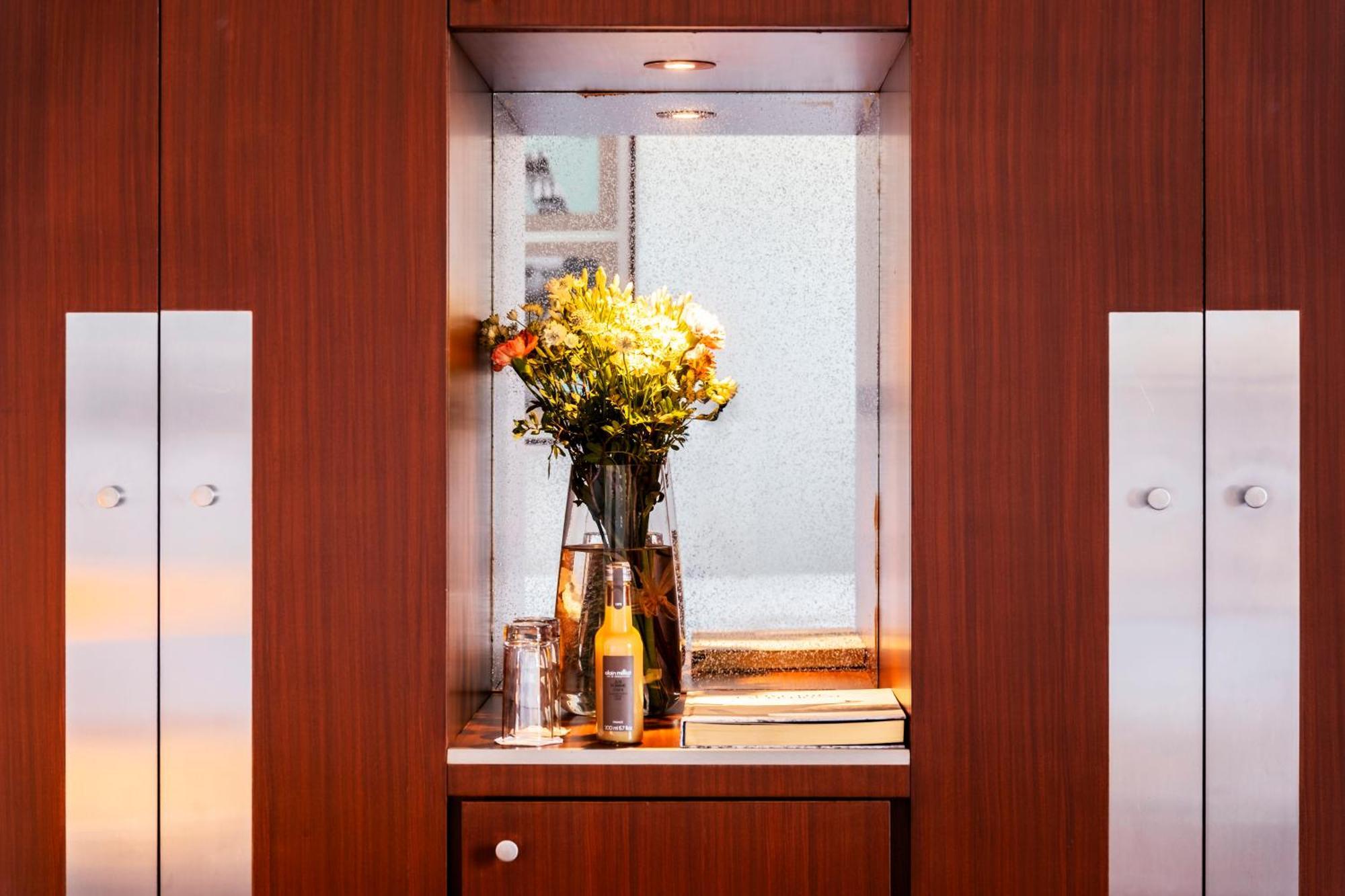 Hotel Grand Champs-elysees Paris