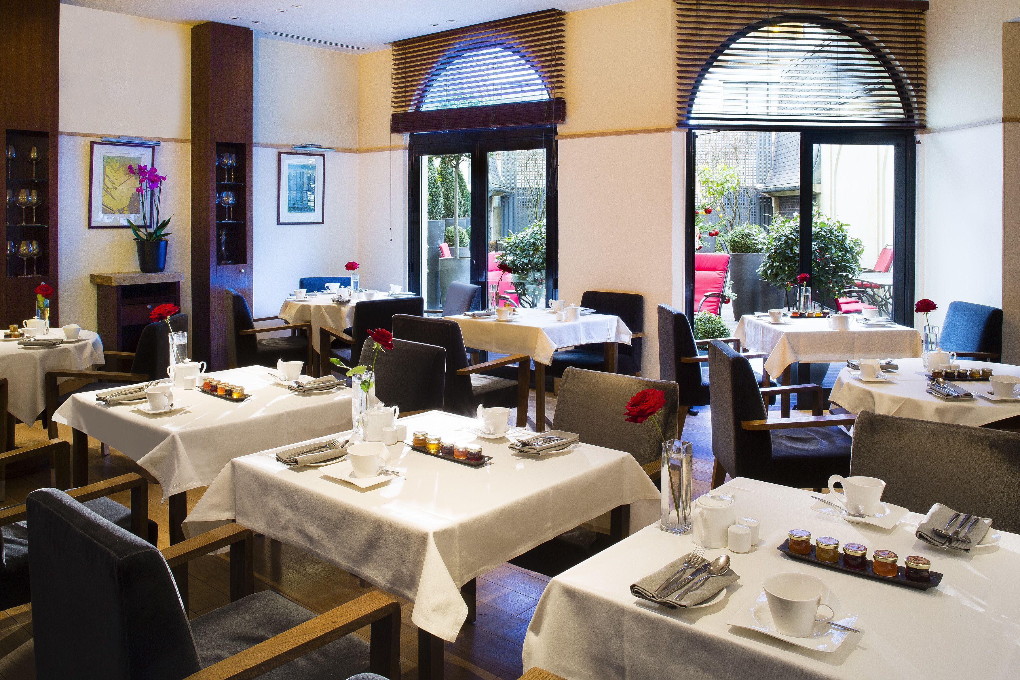 Grand Champs-elysees Paris