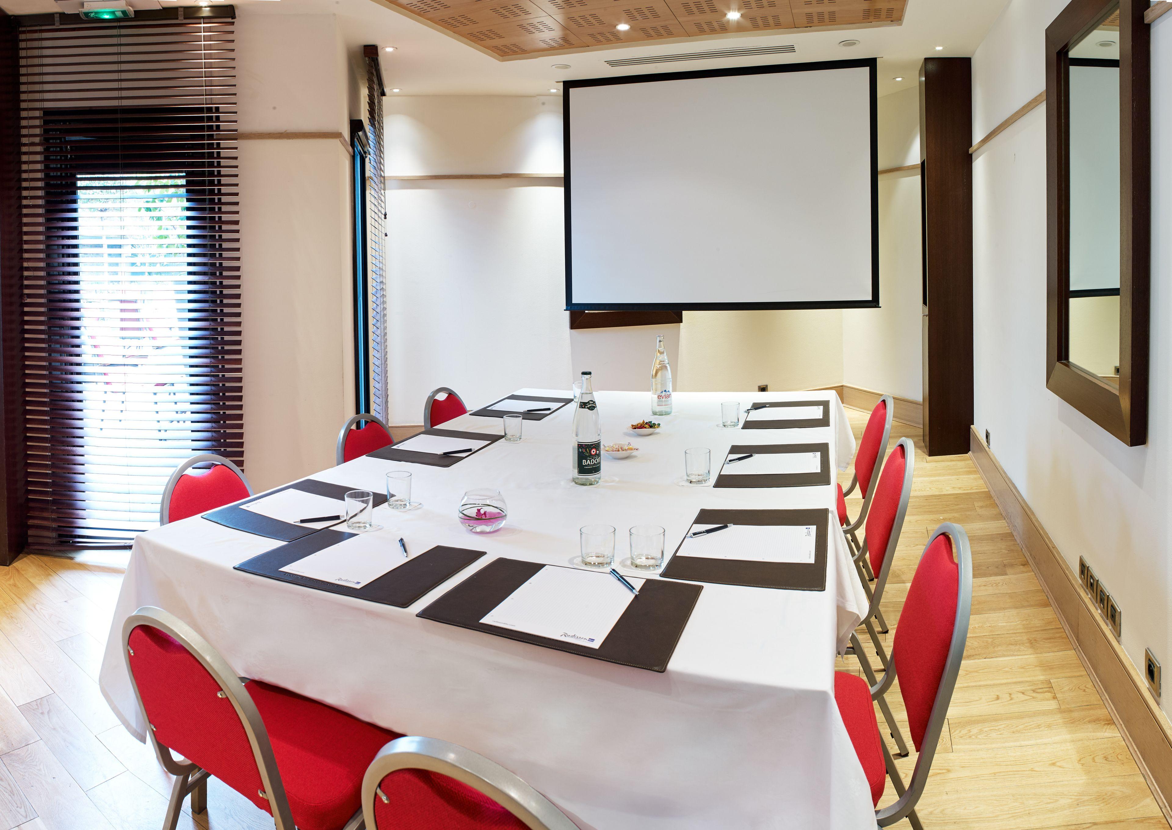 Grand Champs-elysees 5* Paris