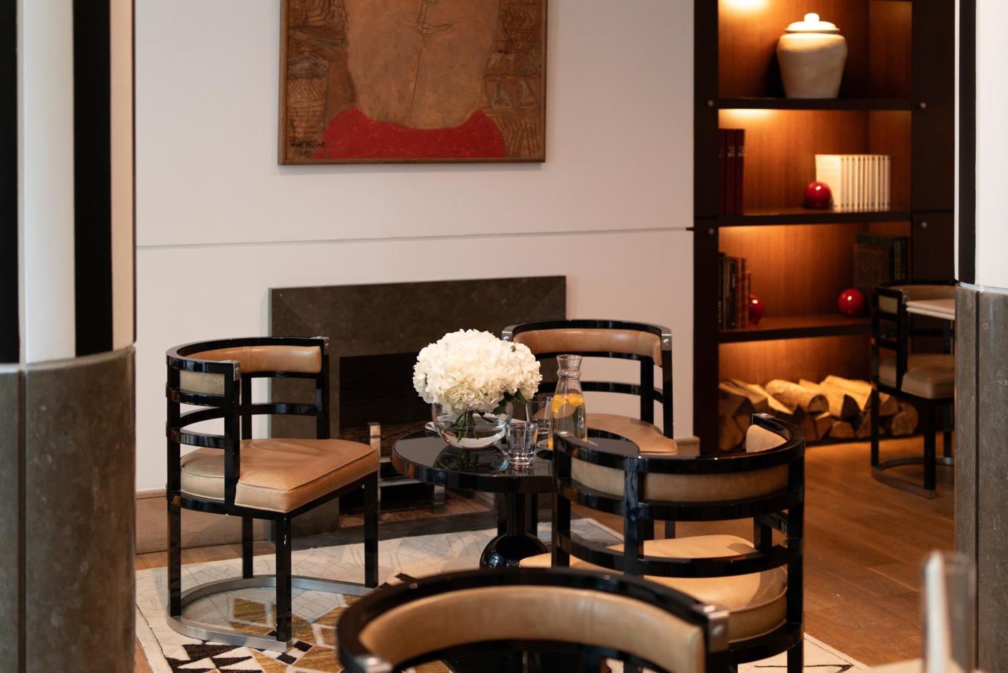 Hotel Grand Champs-elysees 5*